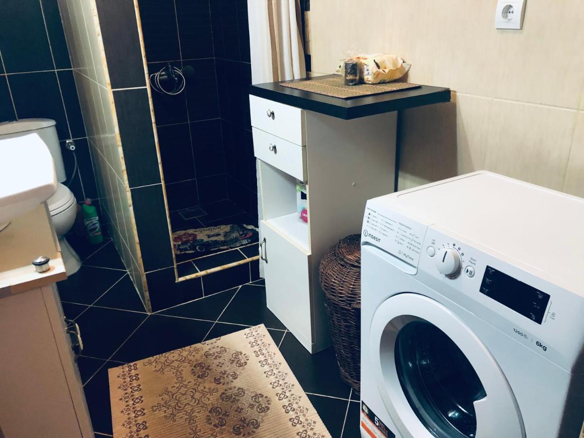 Apartmani Miljana Бар Экстерьер фото