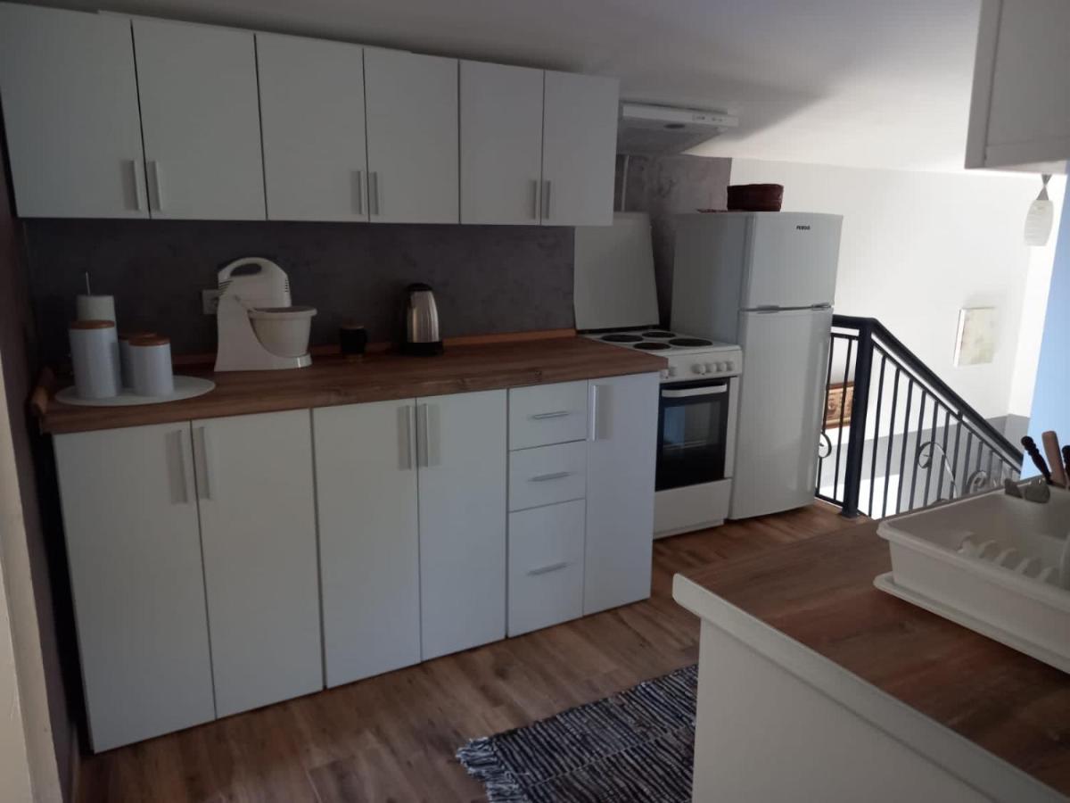 Apartmani Miljana Бар Экстерьер фото