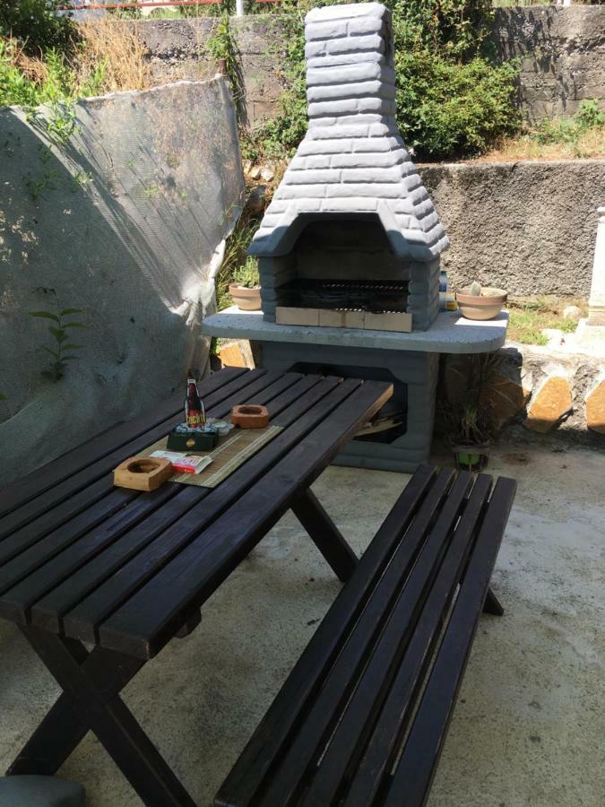 Apartmani Miljana Бар Экстерьер фото